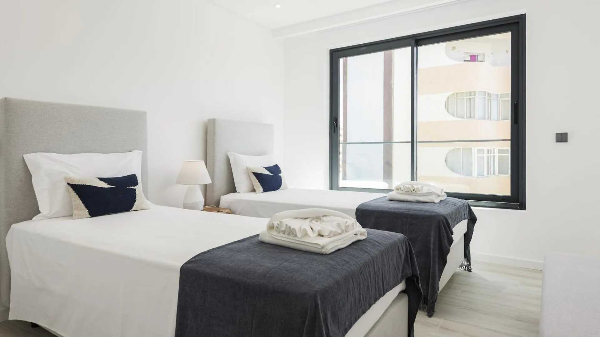 Terracos De Quarteira II White By Real Properties 0*,  Portugal